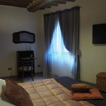 The Rose Suite เซียนา ภายนอก รูปภาพ