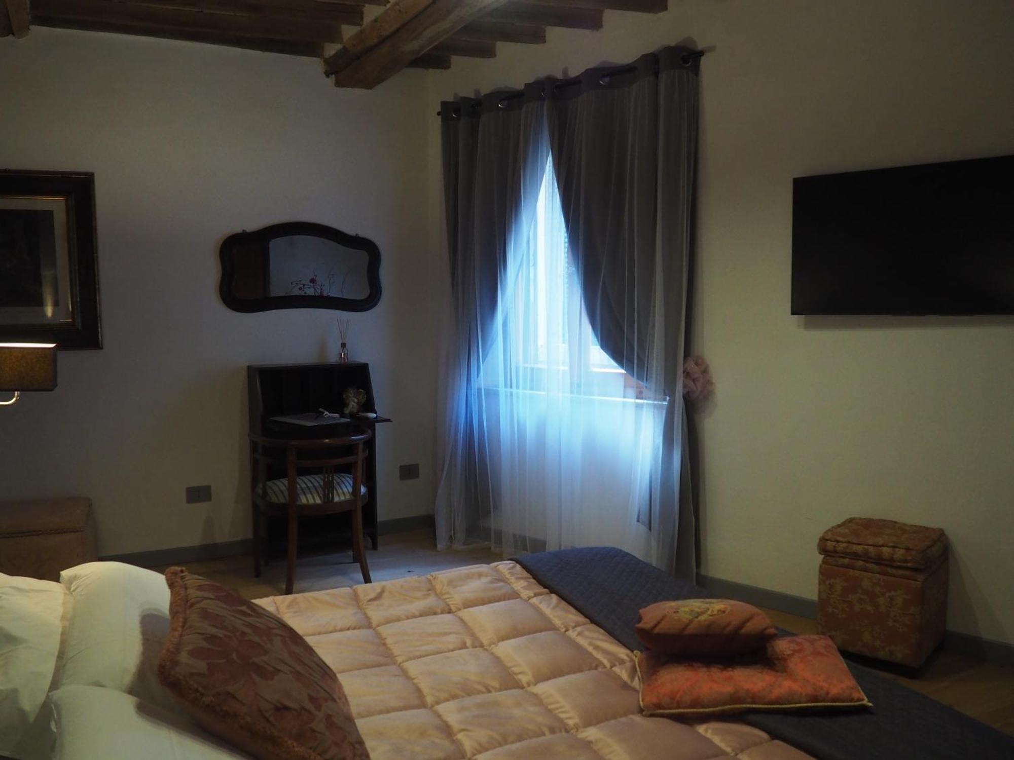 The Rose Suite เซียนา ภายนอก รูปภาพ