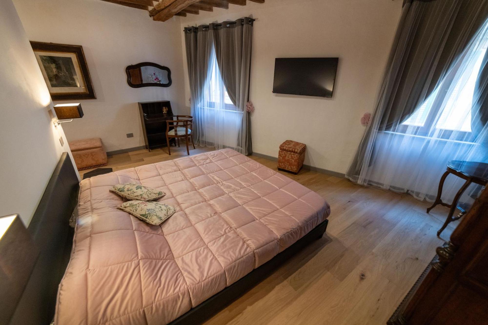 The Rose Suite เซียนา ภายนอก รูปภาพ